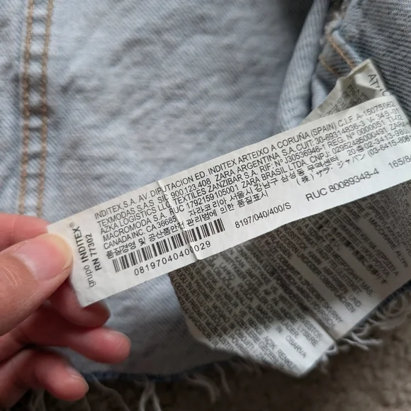 ZARA Lightwash Cropped Distressed Denim Jacket Small - Picture 11 of 11